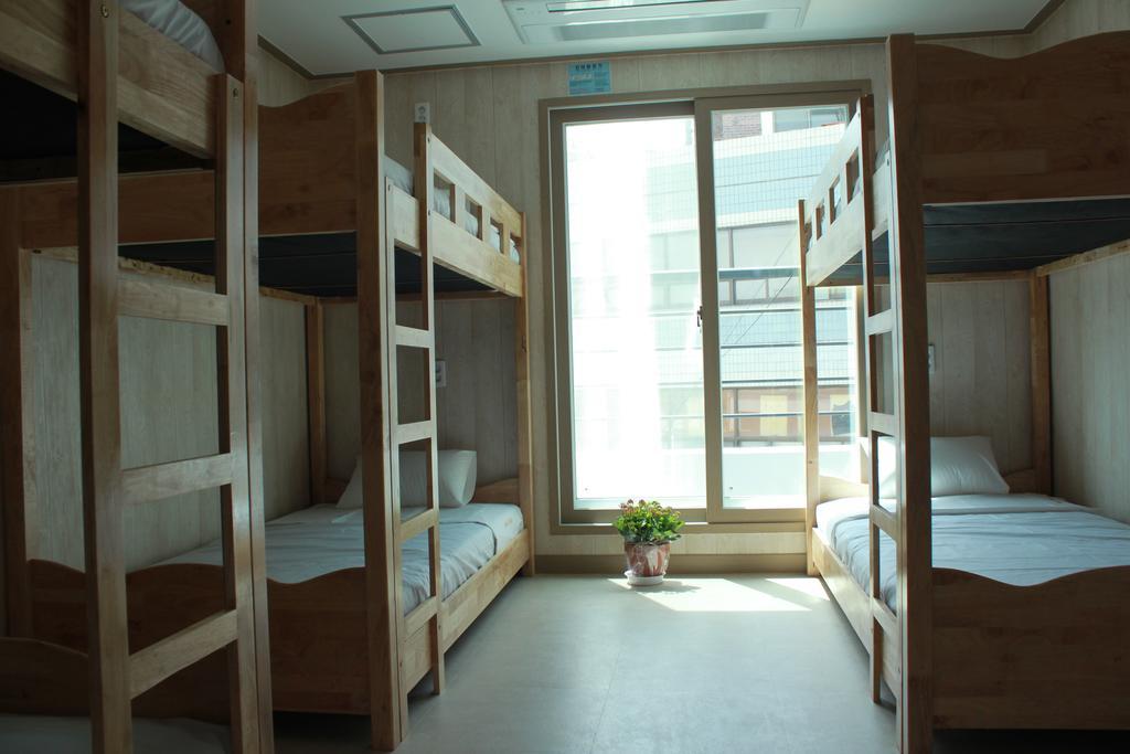 One Percent Hostel Jeonju Exterior photo