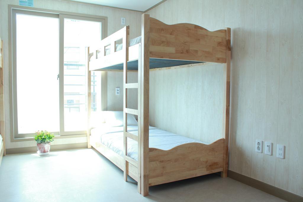 One Percent Hostel Jeonju Exterior photo