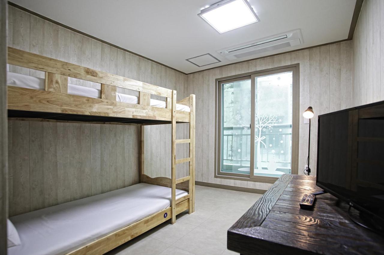One Percent Hostel Jeonju Exterior photo